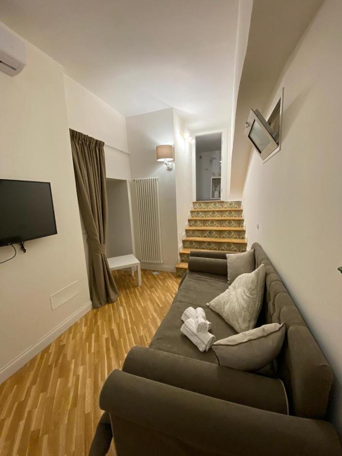 Alcapri Suite Napoli Centro Exterior foto